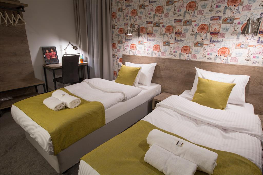 Bed and Breakfast Marcopolo House à Varsovie Chambre photo